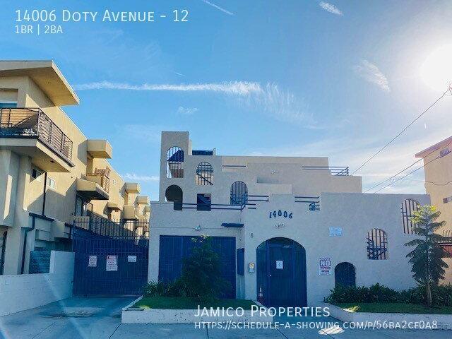 14006 Doty Avenue, 1 bed, 2 full baths