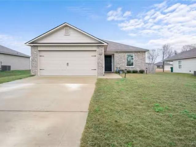 14008 KING ARTHUR CT, TUSCALOOSA, AL 35405