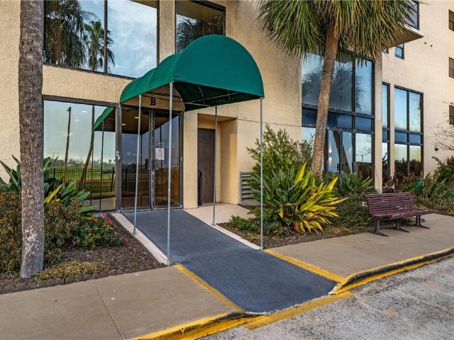 1400 Ocean Drive 1103A
