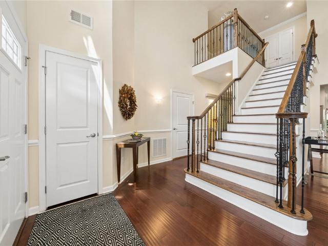 1401 Cambridge Drive