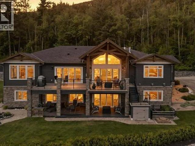 1401 65 Street Sw, Salmon Arm, BC, V1E 3B3 house for sale | Listing ID 10376 | Royal LePage
