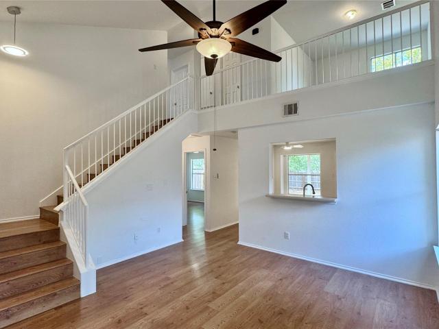 1402 Molson Lake Dr