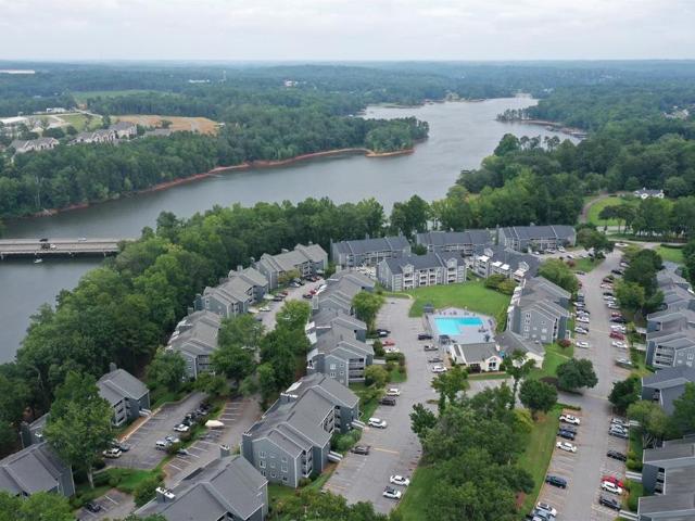 1402 Northlake Drive 14B