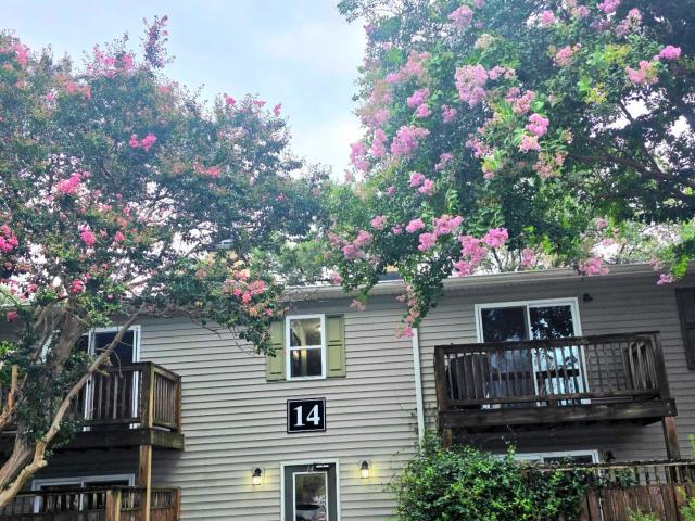 1402 Camp Road Apt 14e