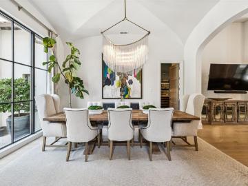 1402 Fountain Grass Court