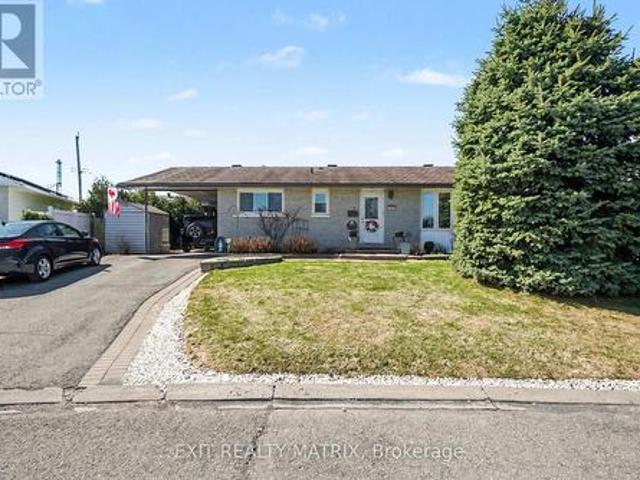 1402 Jamison Avenue, Ottawa, ON, K1E 1J5 house for sale | Listing ID X13028 | Royal LePage