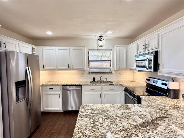 1402 Preston Trail Court