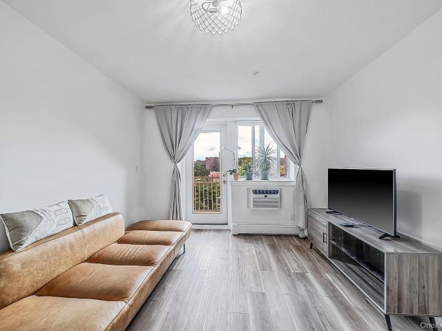 1402 st Drive 4C