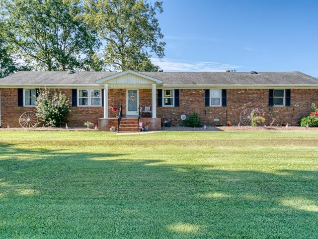 1402 Stuart Chapel Road