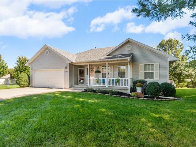 1402 Sam Den Circle