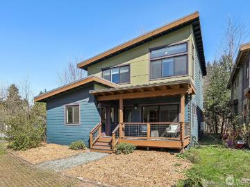 1402 th Street SE # 9