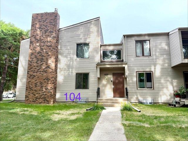 1402 5th St N Apt 104, Fargo, ND 58102