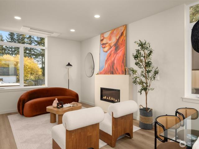 14033 Densmore Ave N, Seattle, WA 98133 | MLS #2524