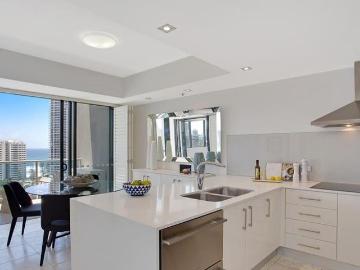 1403/2865 Gold Coast Highway