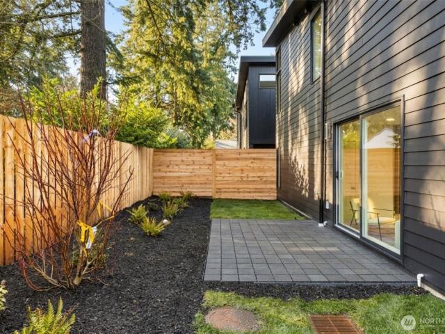 14035 Densmore Ave N, Seattle, WA 98133 | MLS #2513