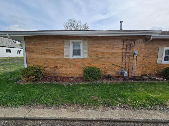1403 Madison Rd, Elwood, IN 46036 | MLS #22093