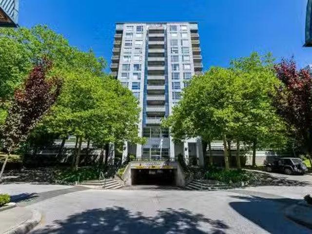 1403 3061 Kent Avenue North E, Vancouver, BC, V5S 4P5 Single.