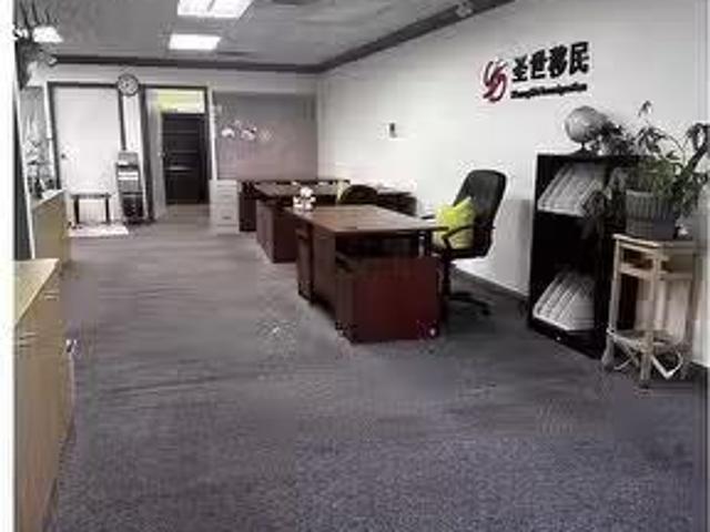 140 4400 Hazelbridge Way, Richmond, BC, V6X 3R8 commercial f.
