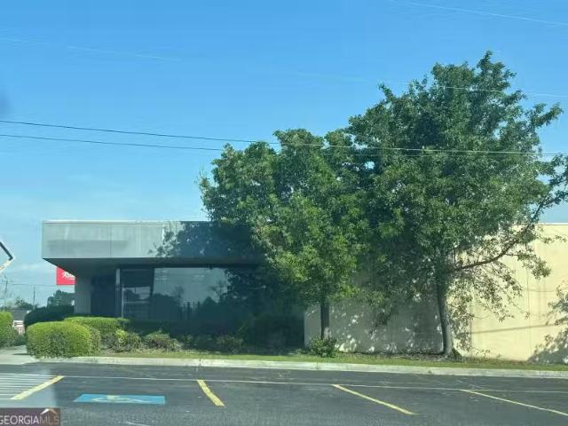 140 8th St, Mc Rae Helena, GA 31037 MLS 10500666