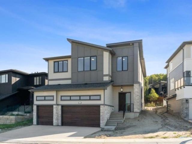 140 Crestridge Terrace Sw, Calgary, AB, T3Z 3N1 house for sale | Listing ID A2339 | Royal LePage
