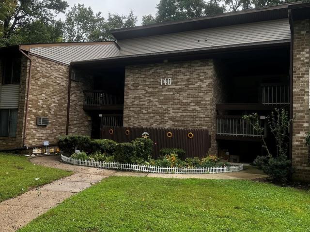 140 Amberly Drive Unit J, Manalapan, US, NJ
