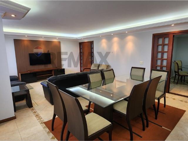 140 Área Útil Apartamento Alugar, 3 Dormitórios localizado em SQS 312, Bloco J, Asa Sul, Brasília, Distrito Federal, 70365100 | Brasil