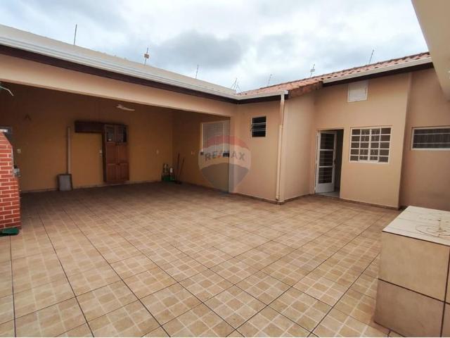 140 Área Útil Casa Alugar, 2 Dormitórios localizado em Jardim das Magnólias, Sorocaba, São Paulo, 18044 540 | Brasil