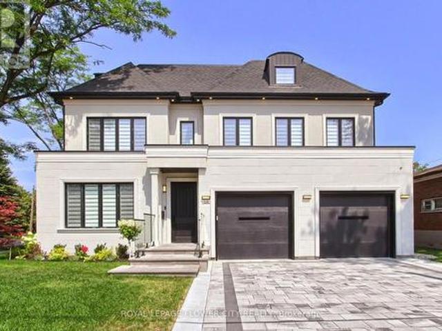 140 Hillmount Avenue, Toronto, ON, M6B 1X8 Luxury House for sale | Listing ID C13675 | Royal LePage Carriage Trade Luxury Properties