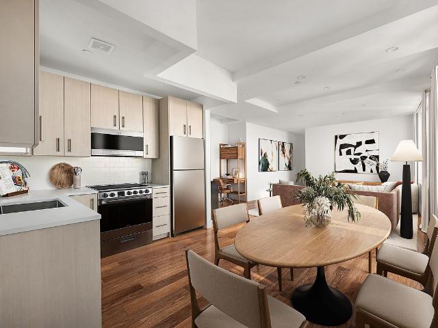 140 Hillside Avenue, New York, NY
