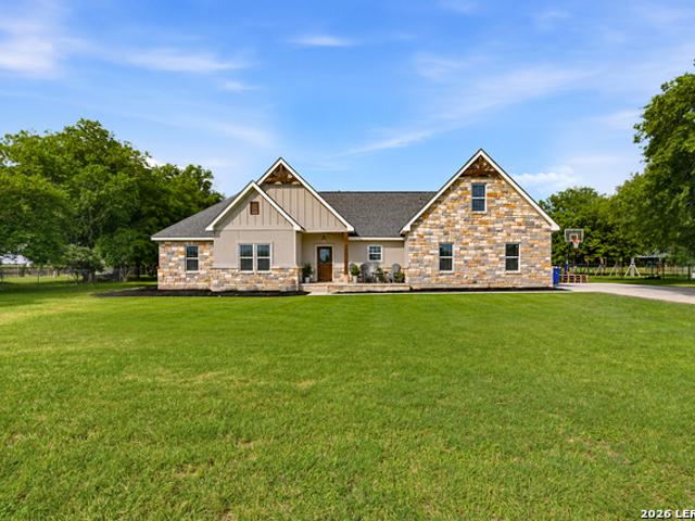 140 Oak Springs Dr