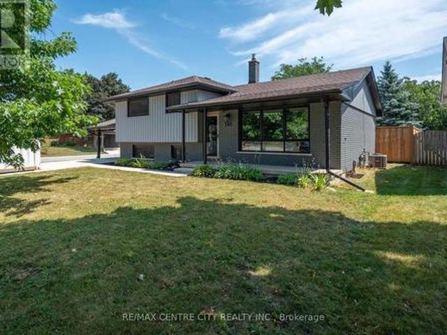 140 Oakwood Place, Thames Centre Dorchester, ON, N0L 1G3 house for sale | Listing ID X13574 | Royal LePage