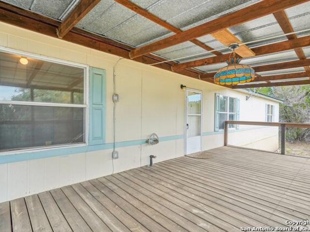 140 Lake Terrace Dr