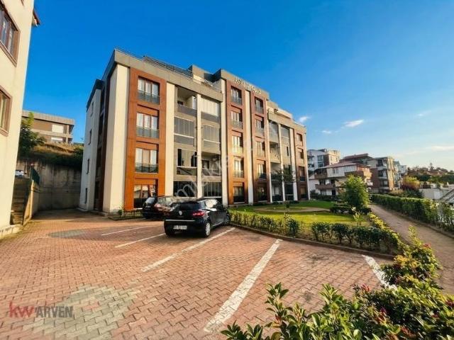 140 M2 3+1 Giriş Kat Bahçeli Ferah Fırsat Daire