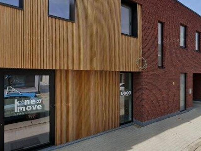140 m2 apartment for rent in Hamme