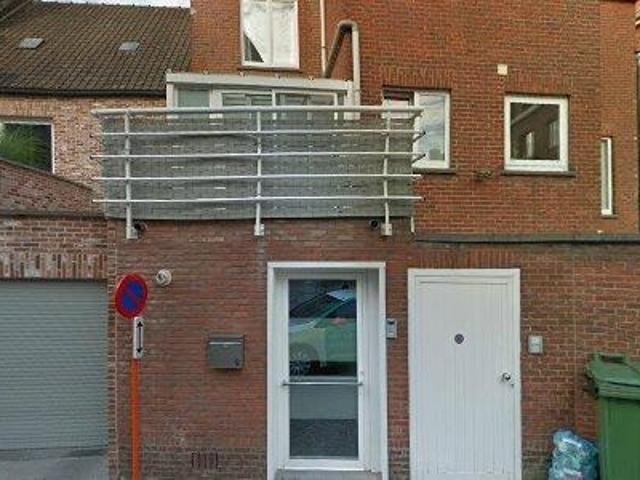 140 m2 apartment for rent in Tielt