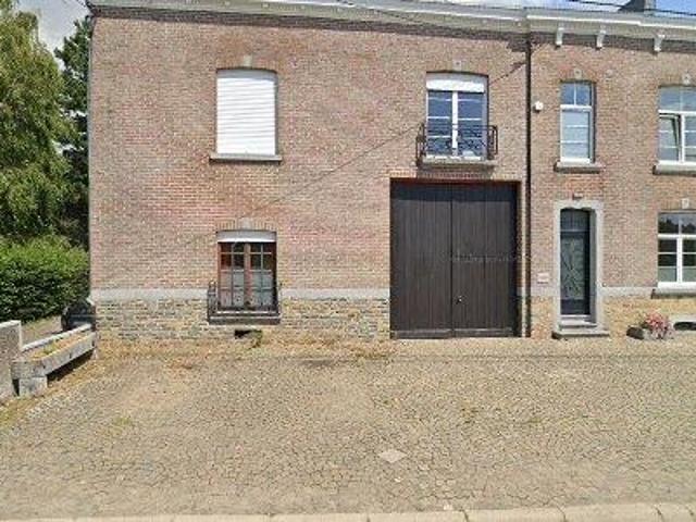 140 m2 apartment for rent in Verlaine