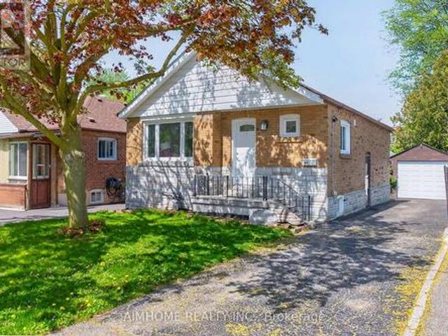 140 Meighen Avenue, Toronto, ON, M4B 2H9 house for sale | Listing ID E13631 | Royal LePage
