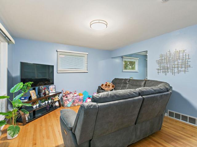 140 Skyline Drive