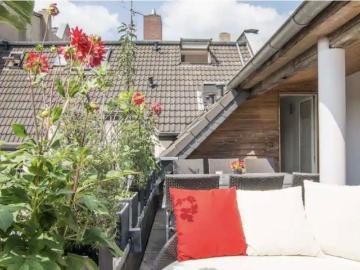 140 sqm Maisonette with roof terrace