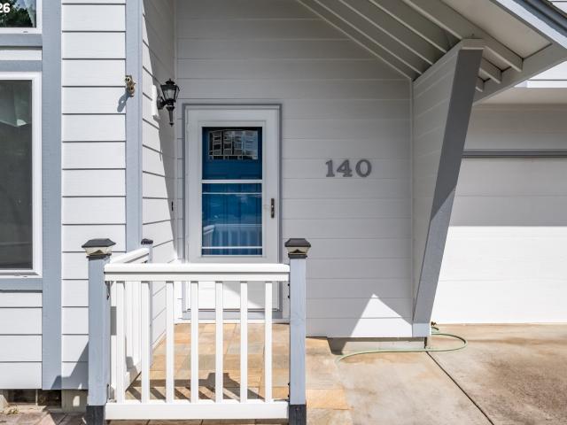 140 susan pl