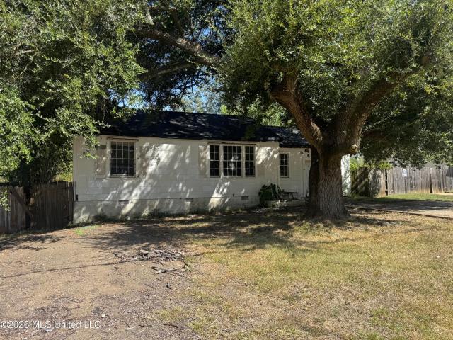 140 Treehaven Drive