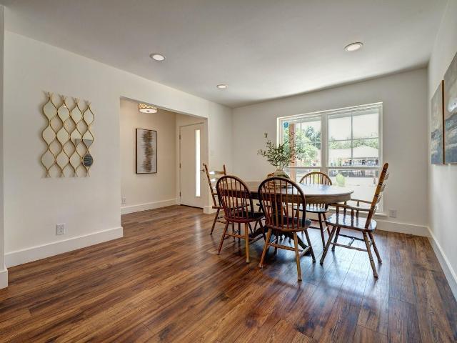 1414 Manford Hill Dr