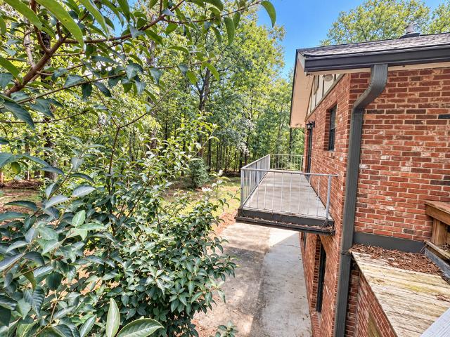 1414 Fox Ridge Road