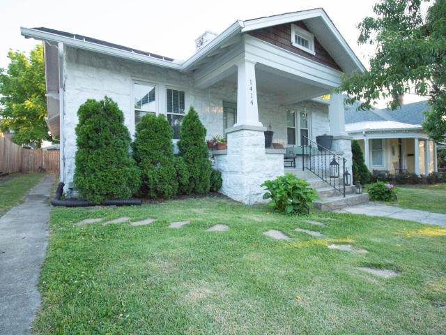 1414 Gartland AVE