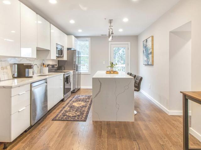 1414 Pennsylvania Ave. SE, Washington, DC 20003 | MLS #DCDC2251