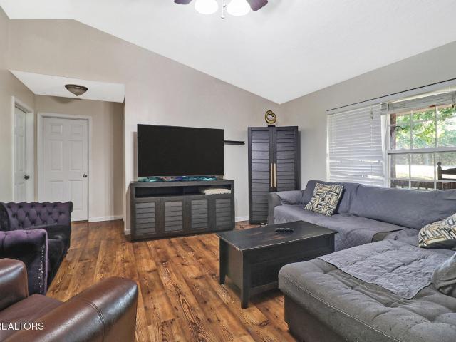 1414 Pilgrim Drive