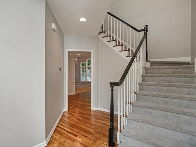 1414 Starmont Dr, Hillsborough, NC 27278