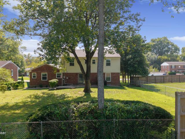 1415 Carlimar Ln