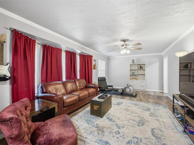 1415 Chickasaw Place