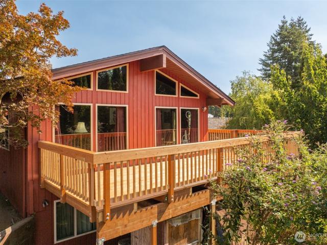 1415 Cloverdale Road